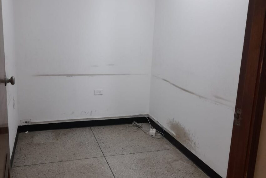 96a6160f-8056-42c6-98b7-61f5b70650a1