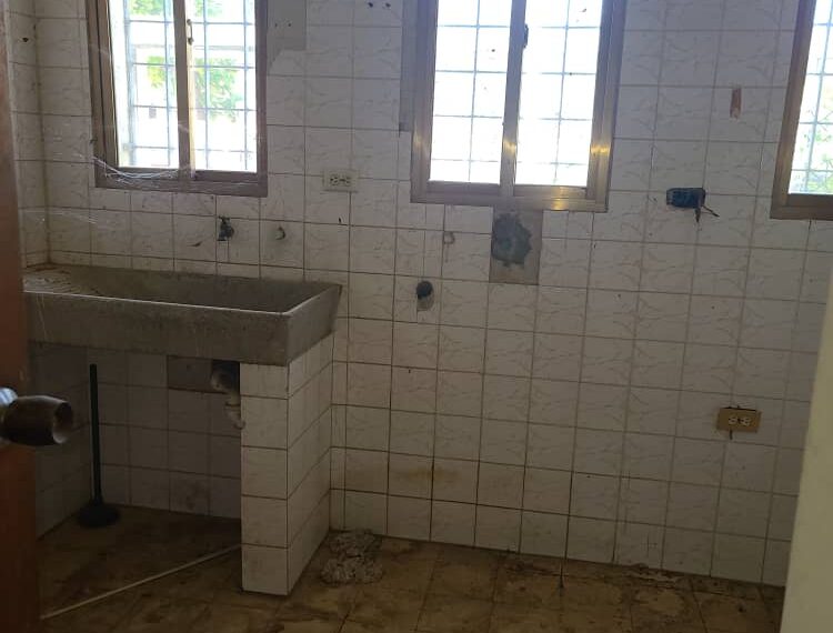 1ce2f58b-61a8-463b-8bad-d5762b2305d7