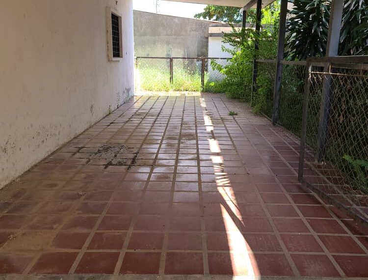 bbe7d8fb-5bba-425f-b4c0-61458c7de6eb